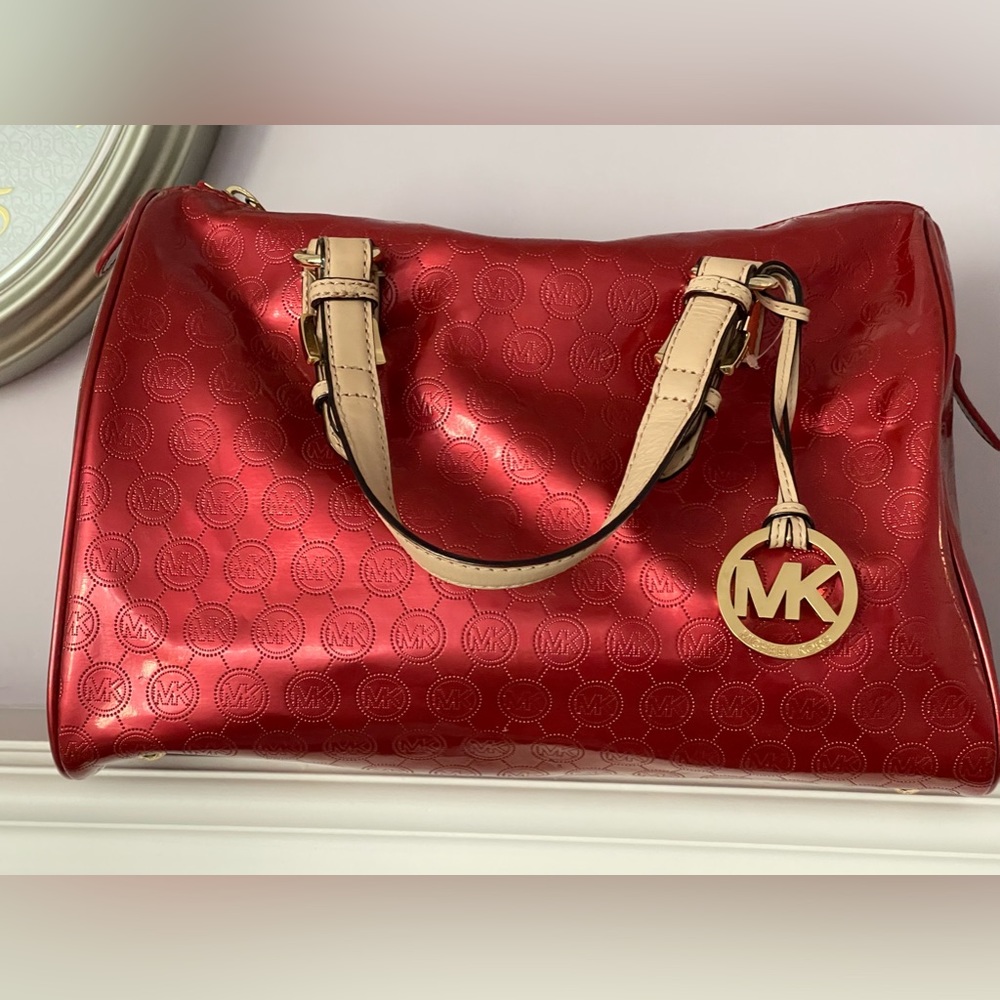 Michael Kors purse
